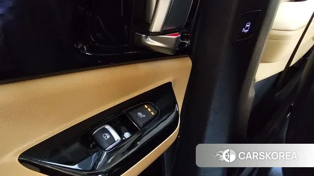 Kia Carnival 4th generation id 3452432 из Кореи 9