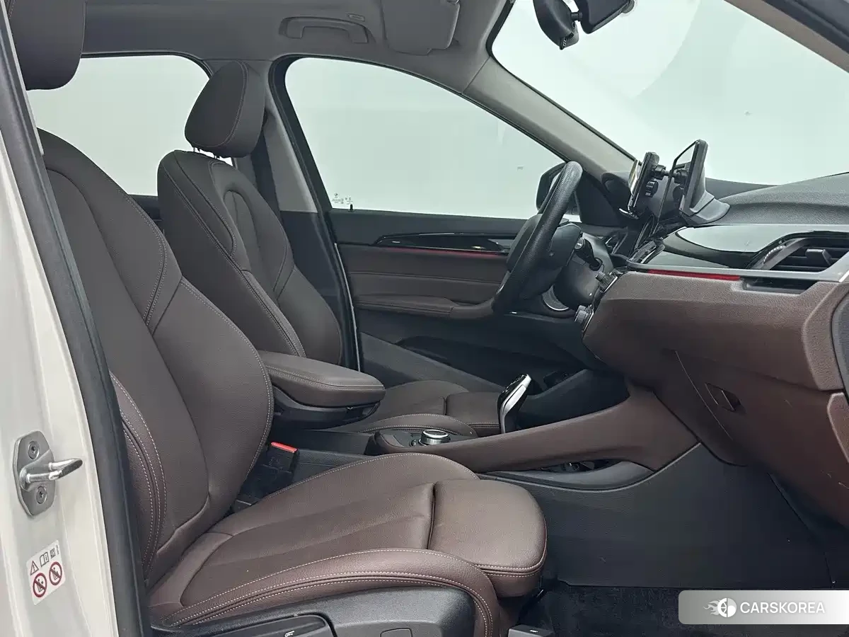 BMW X1 id 4644686 из Китая 9