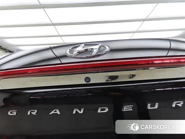 Hyundai The New Grandeur IG id 3656146 из Кореи 9