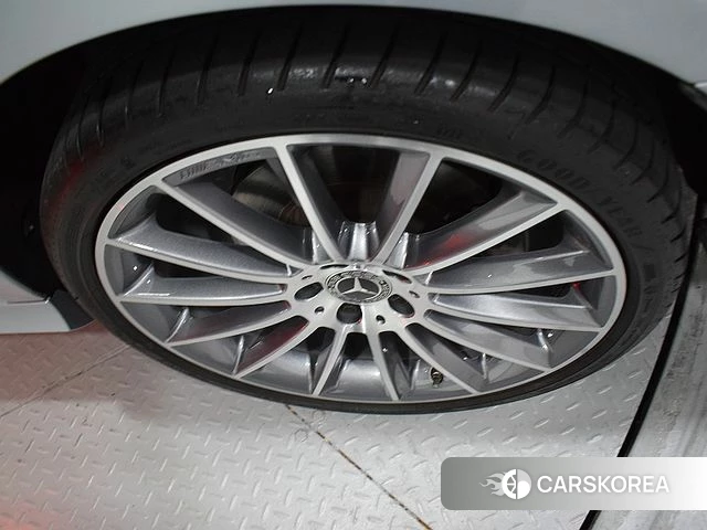 Mercedes-Benz E-Class W213 id 4603617 из Кореи 9