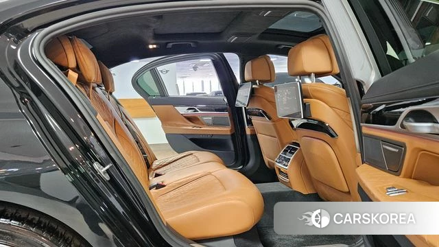 BMW 7 Series (G11) id 4366384 из Кореи 9