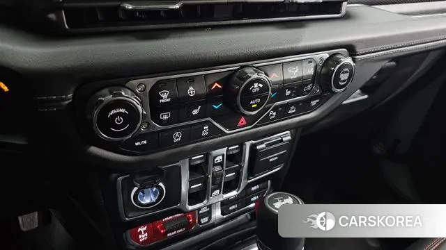 Jeep Wrangler (JL) id 3399898 из Кореи 9