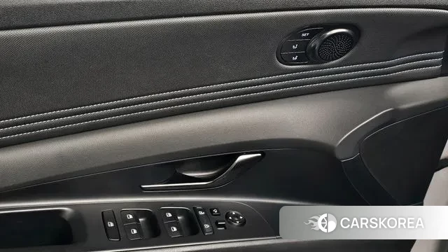 Hyundai Avante (CN7) id 3027789 из Кореи 9