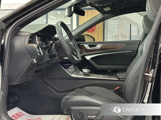 Audi A6L id 4271960 из Китая 9
