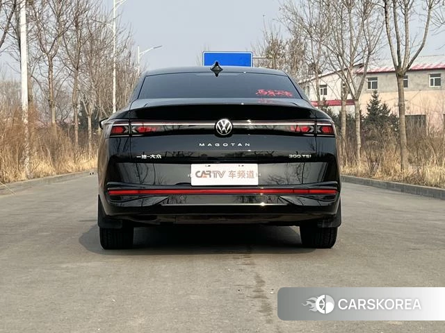 Volkswagen Magotan id 3907961 из Китая 9