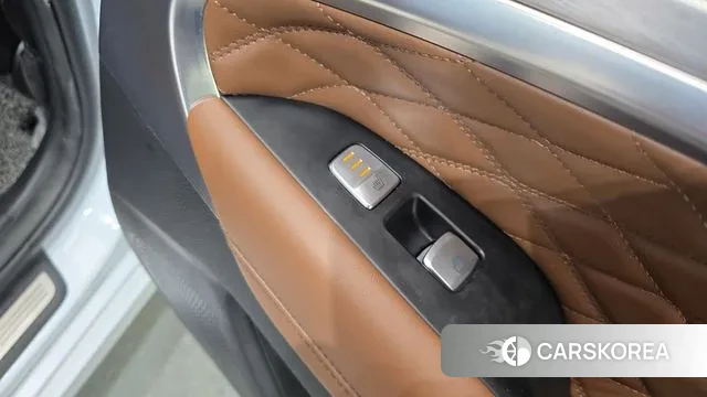 Genesis G70 id 3578850 из Кореи 9