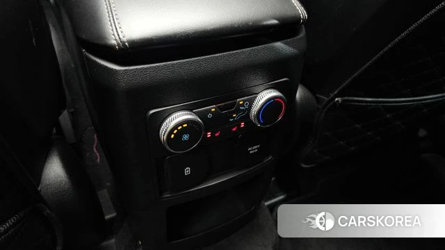 Ford Explorer 6th Generation id 4530427 из Кореи 9