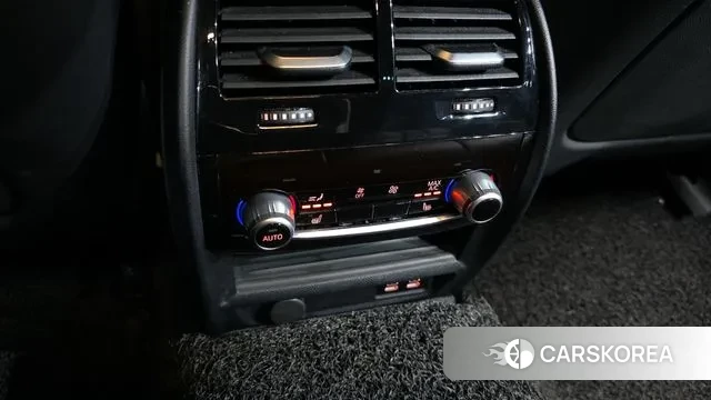 BMW 5 Series (G30) id 3344778 из Кореи 9