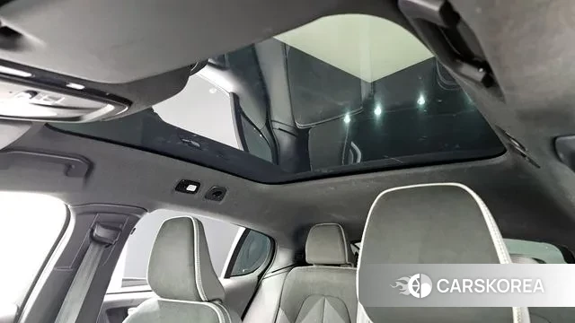 Volvo C40 Richards id 3300455 из Кореи 9