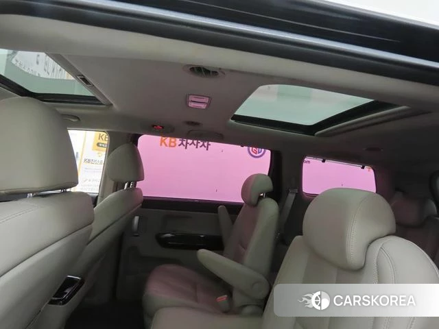 Kia The New Carnival id 4582051 из Кореи 9