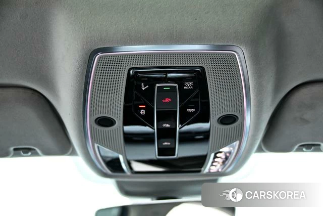 Audi A8 PHEV id 4298109 из Китая 9