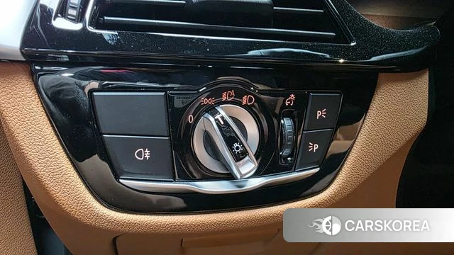 BMW 5 Series (G30) id 4735813 из Кореи 9