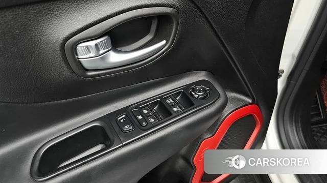 Jeep Renegade id 4325663 из Кореи 9