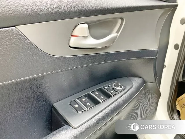 Kia Come New K3 id 3055646 из Кореи 9