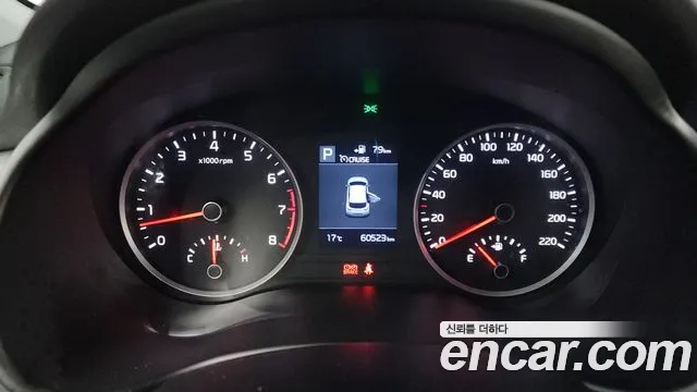 Kia Stonic id 2690332 из Кореи 9