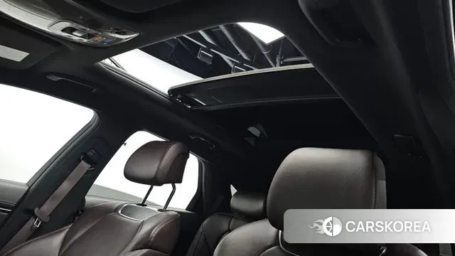 Genesis GV70 id 3702425 из Кореи 9