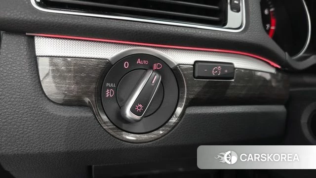 Volkswagen The New Passat id 4652176 из Кореи 9