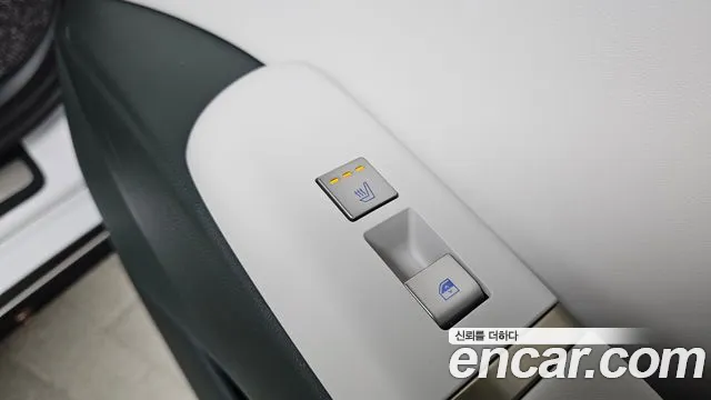 Hyundai Grandeur Hybrid (GN7) id 2552631 из Кореи 9