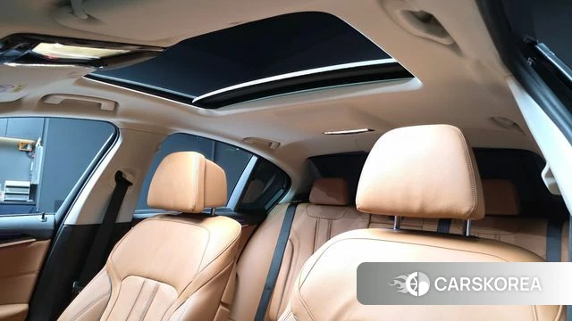 BMW 5 Series (G30) id 4433942 из Кореи 9