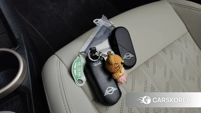 Mini Cooper S Convertible 4th Generation id 4515812 из Кореи 9