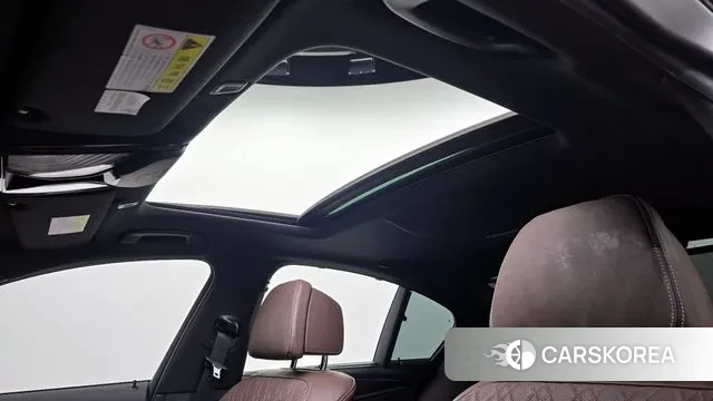 BMW 5 Series (G30) id 3686982 из Кореи 9