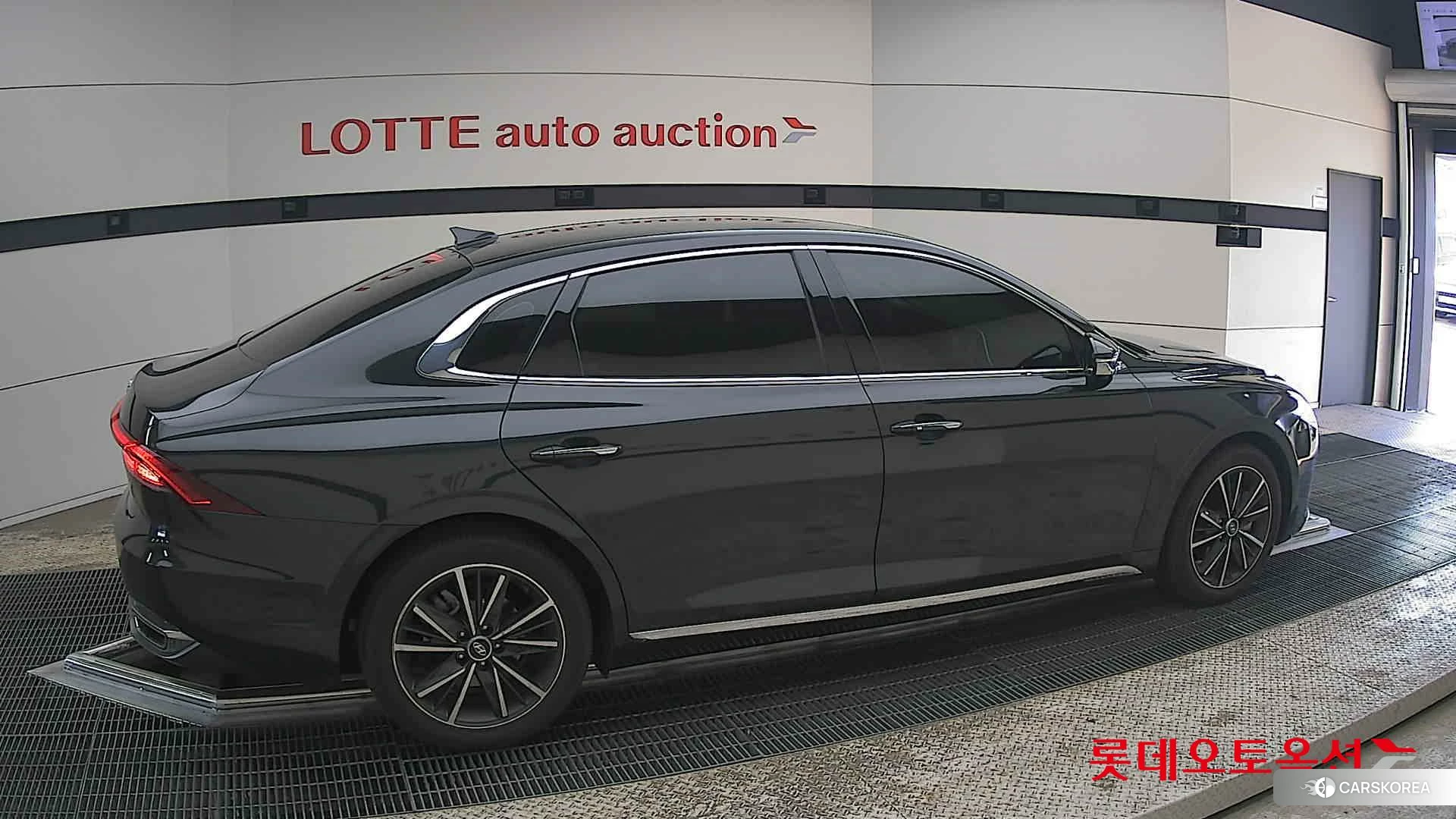 Hyundai Grandeur id 3882050 из Кореи 8