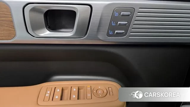 Hyundai Santa Fe (MX5) id 3769921 из Кореи 9