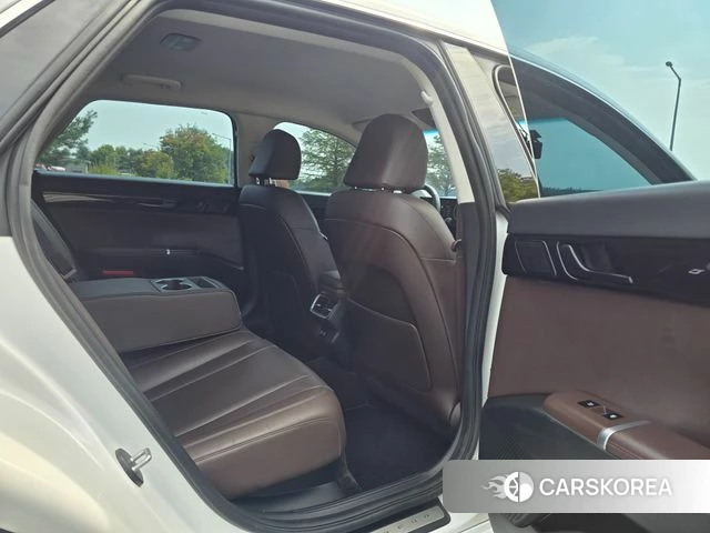 Hyundai Grandeur (GN7) id 4921978 из Кореи 9
