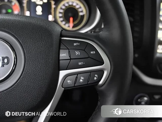 Jeep Cherokee (KL) id 3014038 из Кореи 9