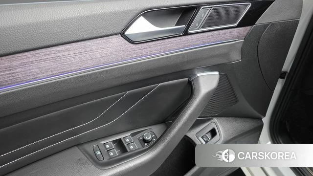Volkswagen Passat GT (B8) id 4585683 из Кореи 9
