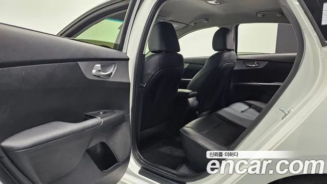 Kia The New K3 2nd generation id 2698189 из Кореи 9