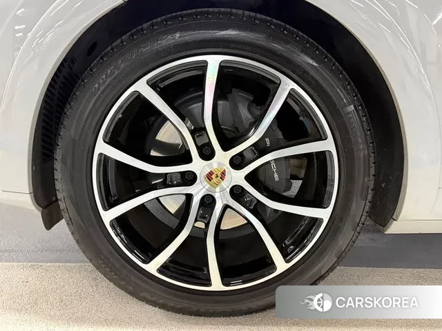 Porsche Cayenne (PO536) id 3400673 из Кореи 9