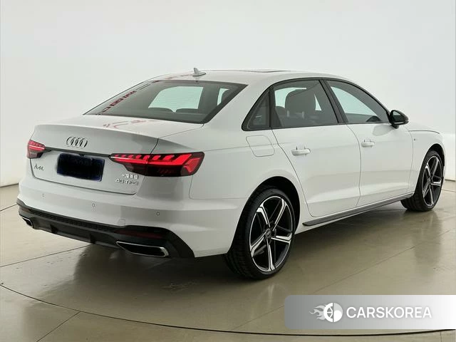 Audi A4L id 4263695 из Китая 9