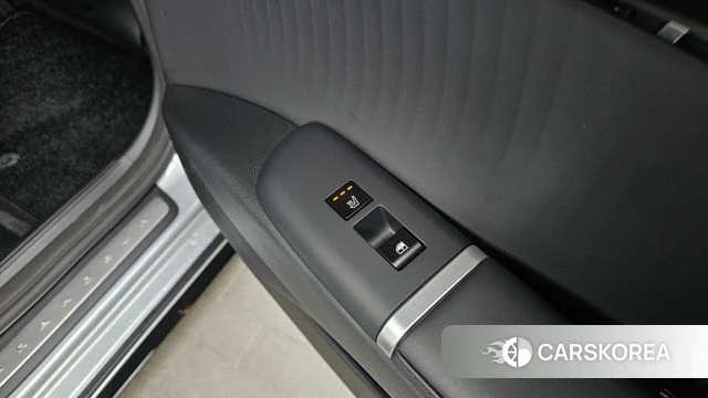 Hyundai Grandeur Hybrid (GN7) id 4548536 из Кореи 9