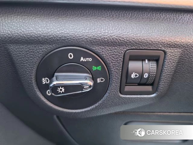 Volkswagen Bora id 4276419 из Китая 9