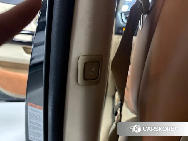 Kia The New Carnival id 4713368 из Кореи 9
