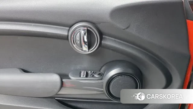 Mini Cooper id 3601905 из Кореи 9