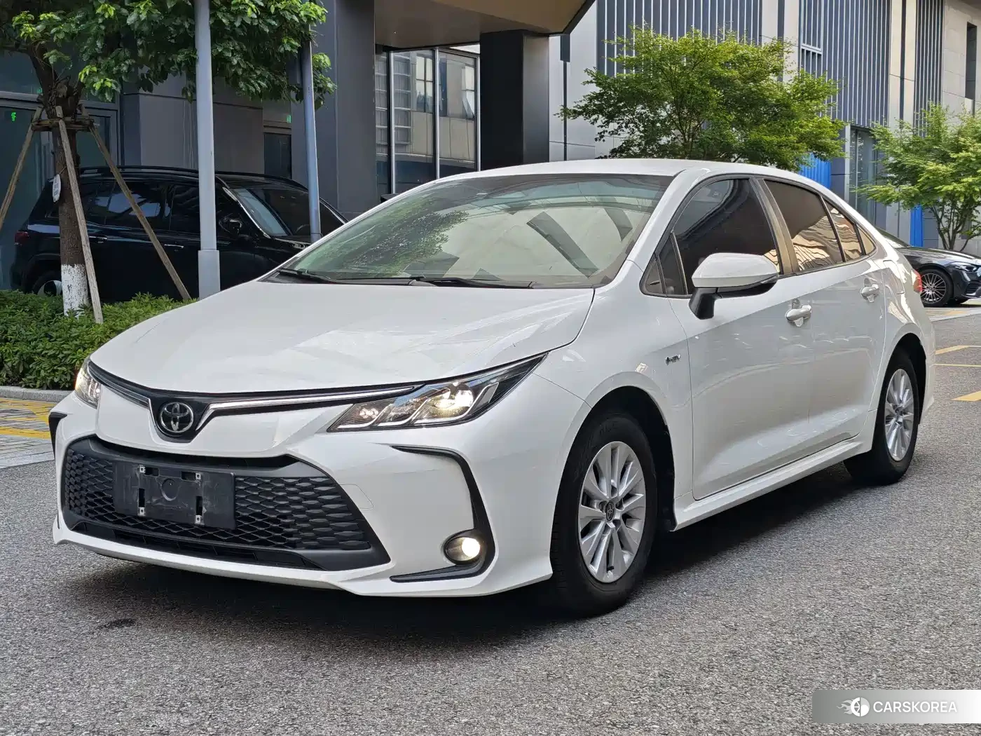 Toyota Corolla id 4649387 из Китая 9