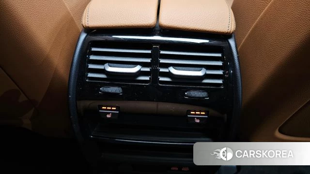 BMW 5 Series (G30) id 3914869 из Кореи 9