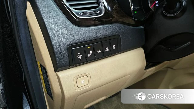 Kia The New Carnival id 4286031 из Кореи 9