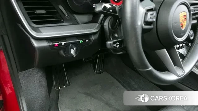 Porsche 911(992) id 3264524 из Кореи 9