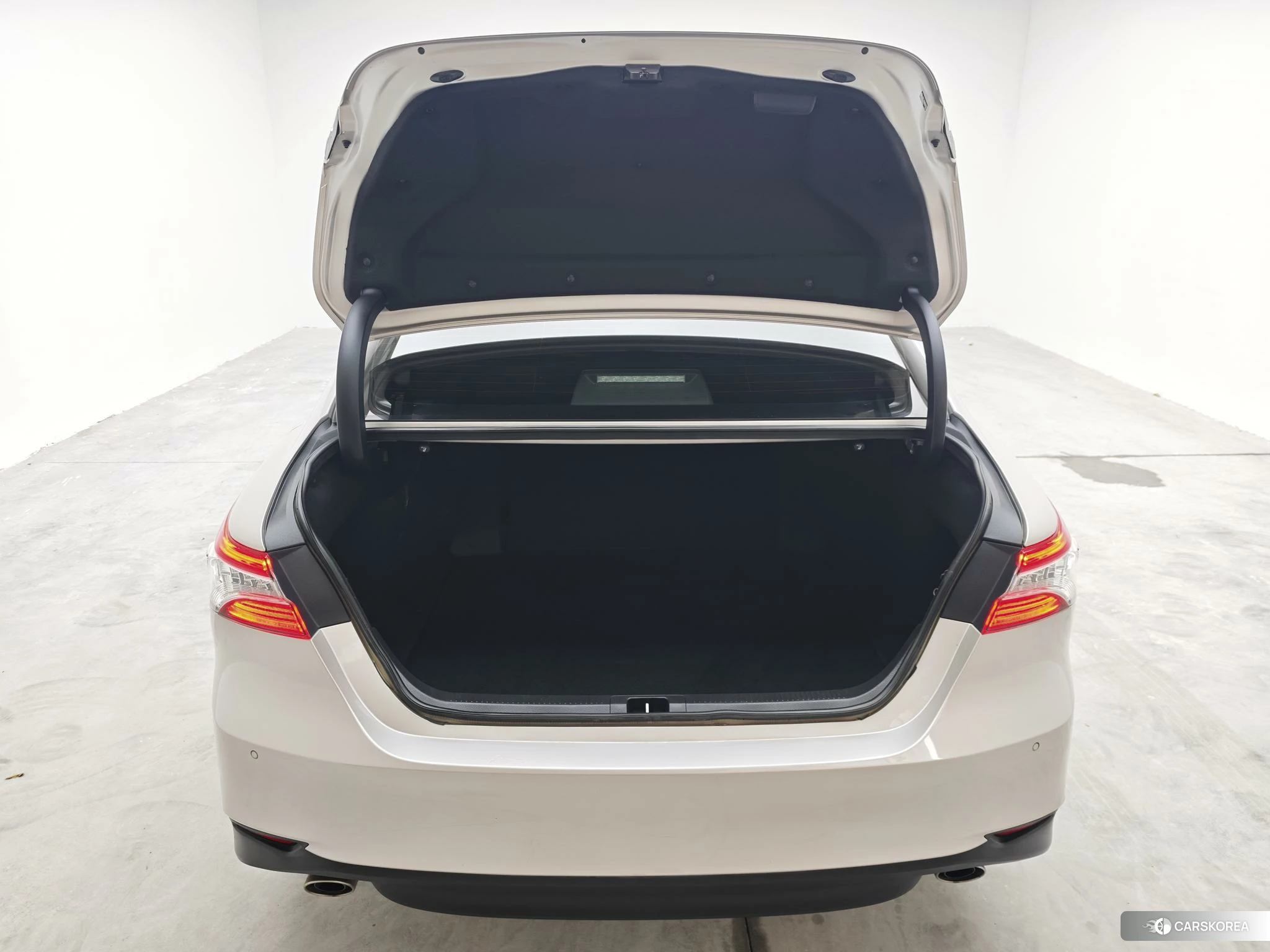 Toyota Camry id 4510782 из Китая 9