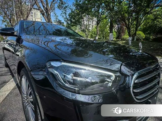 Mercedes-Benz E-class id 4366009 из Китая 9