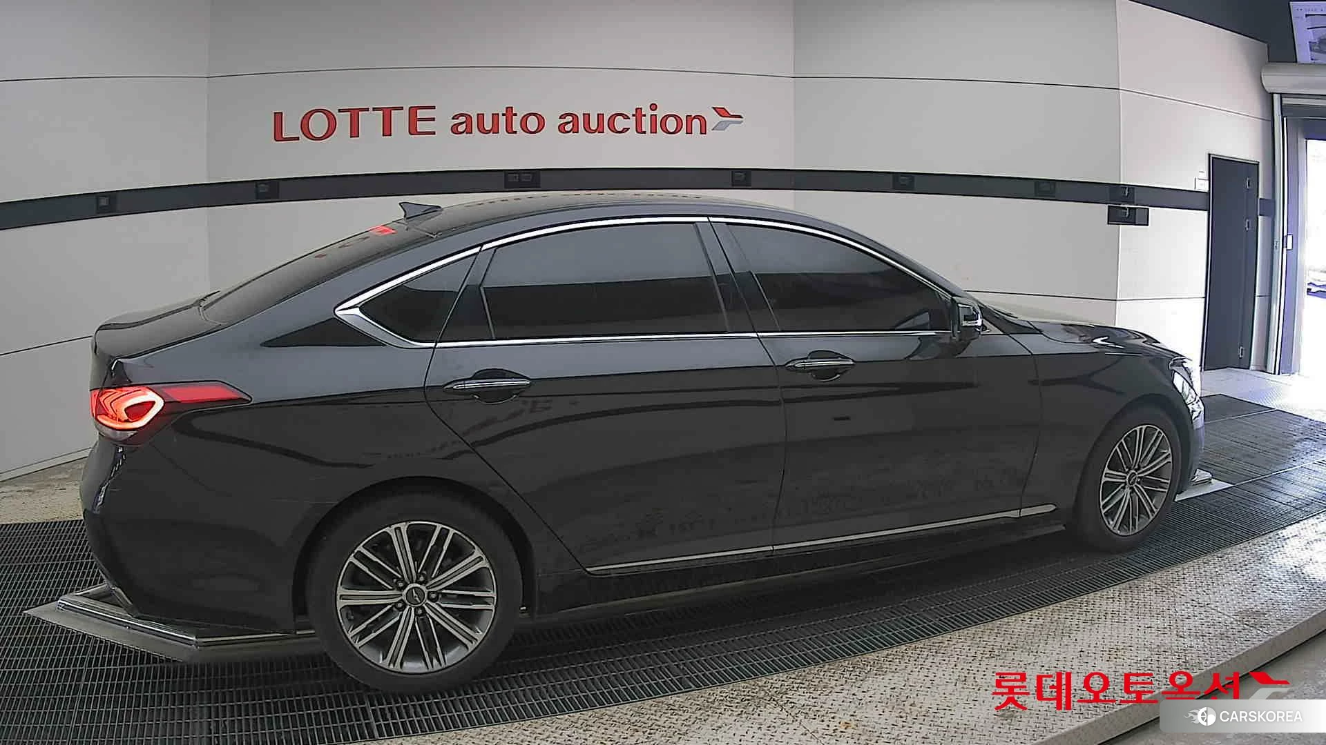 Hyundai G80 id 4289300 из Кореи 9