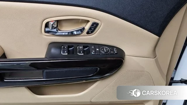 Kia The New Carnival id 3661844 из Кореи 9