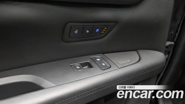 Cadillac CT6 id 2813216 из Кореи 9