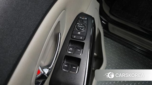 Kia The New Carnival id 4536332 из Кореи 9