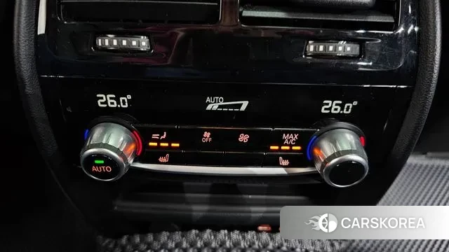 BMW 5 Series (G30) id 3383656 из Кореи 9