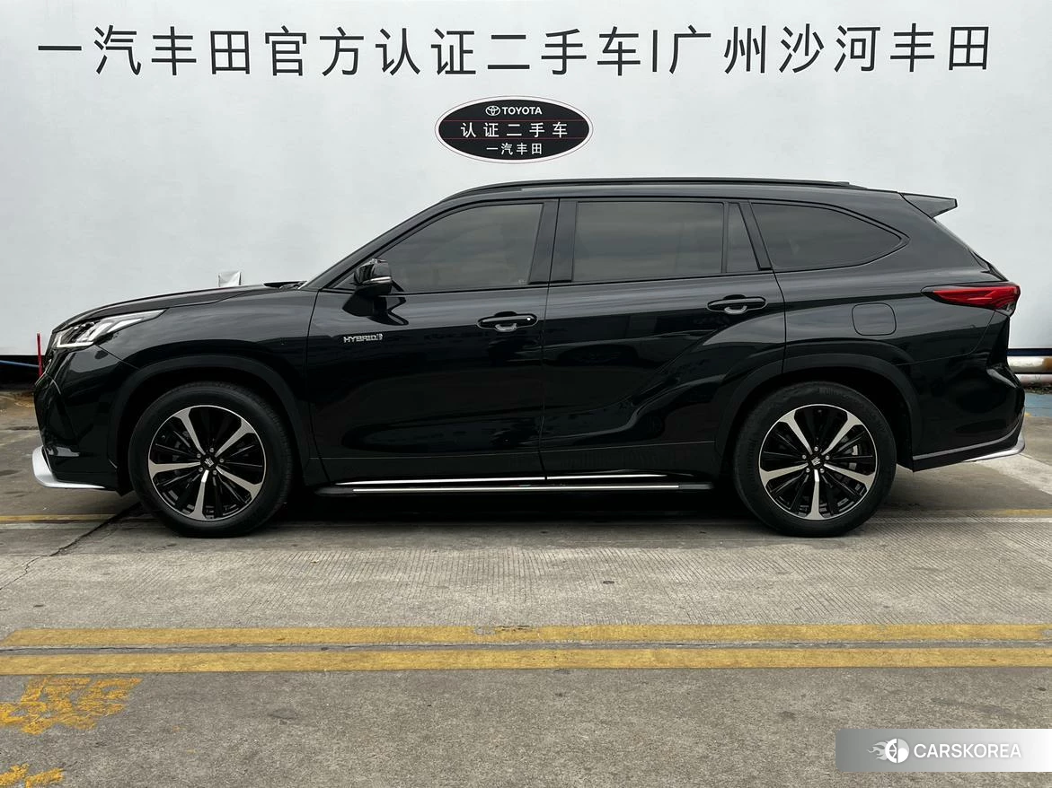 Toyota Crown Lufang id 4473995 из Китая 9