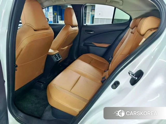 Lexus UX id 4227910 из Китая 9